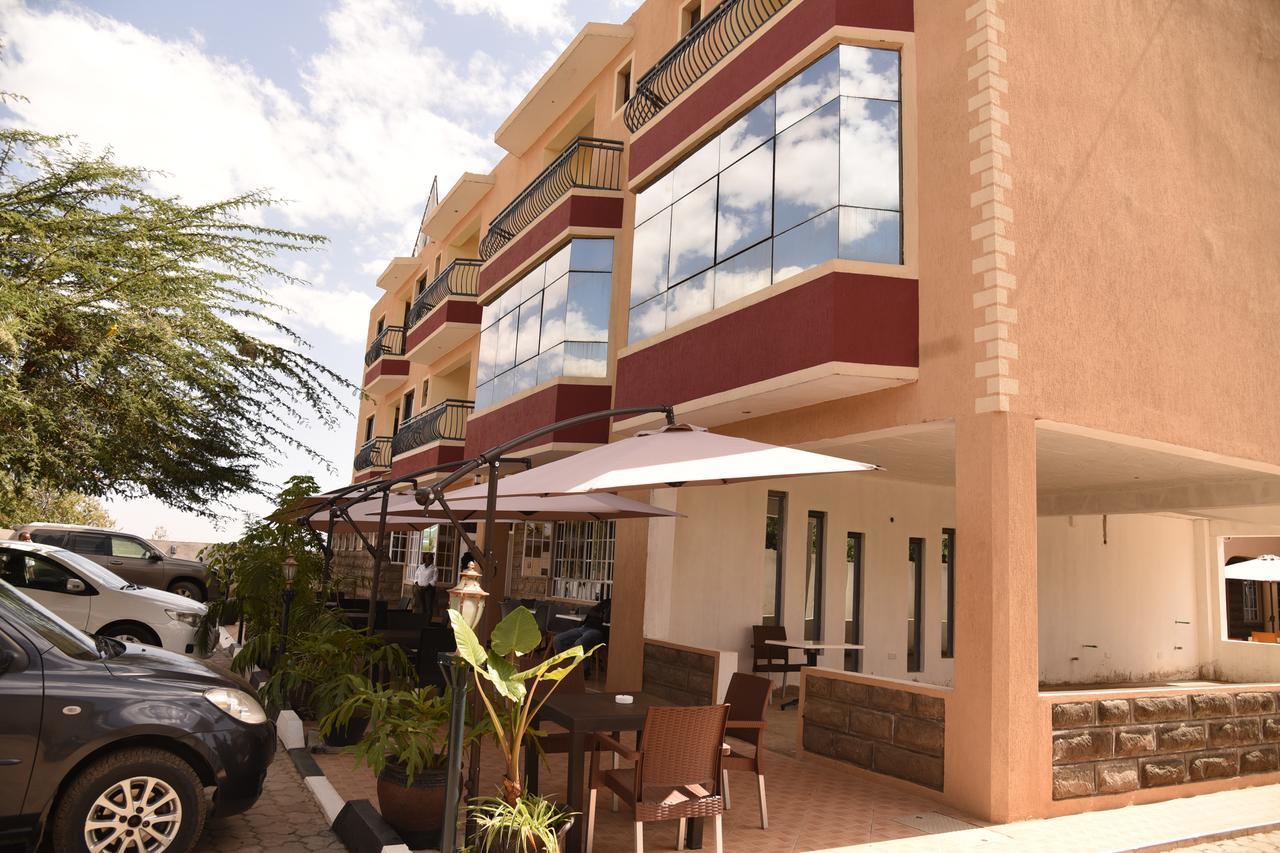 Mara Frontier Hotel Narok Екстериор снимка