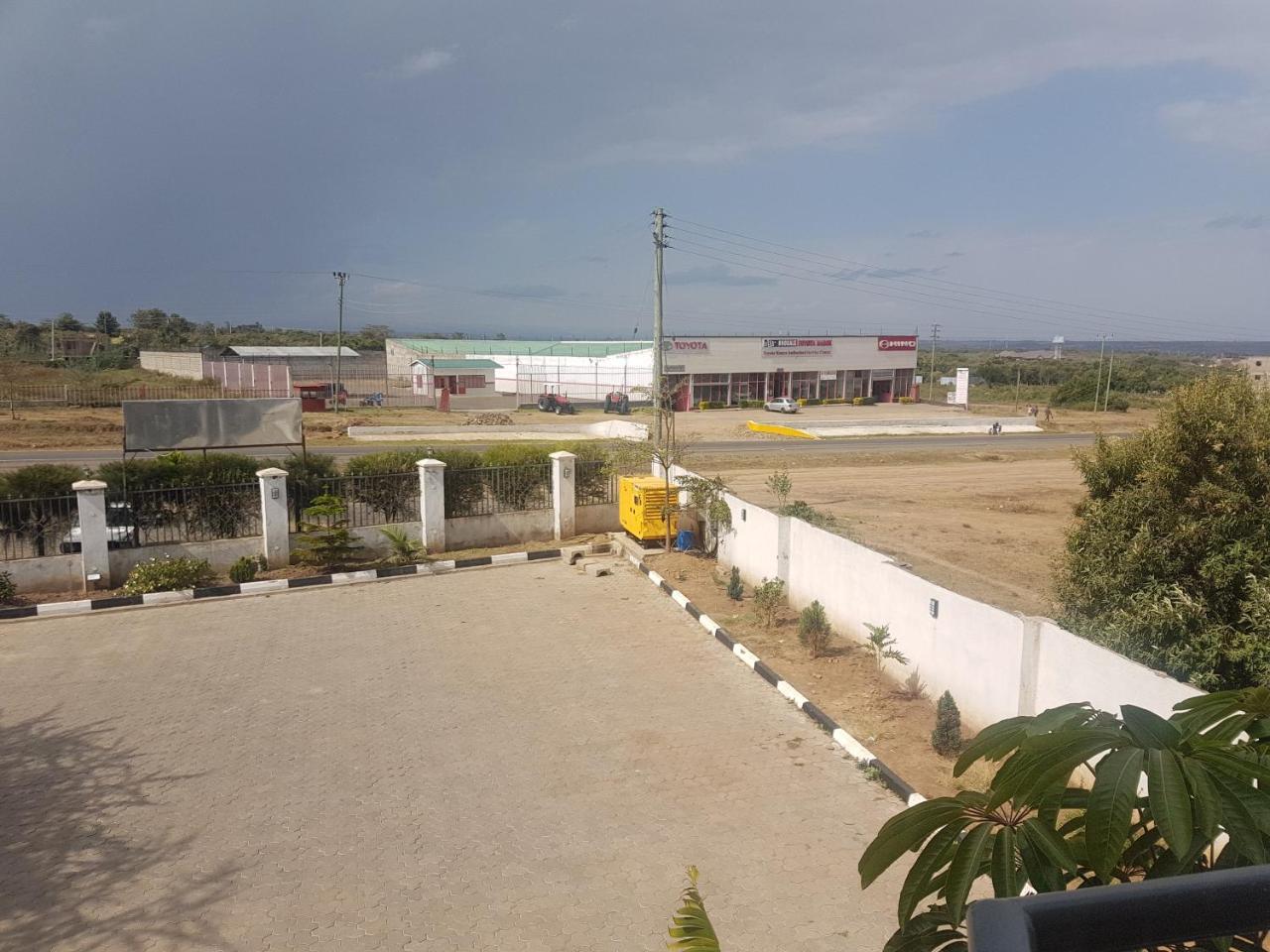 Mara Frontier Hotel Narok Екстериор снимка