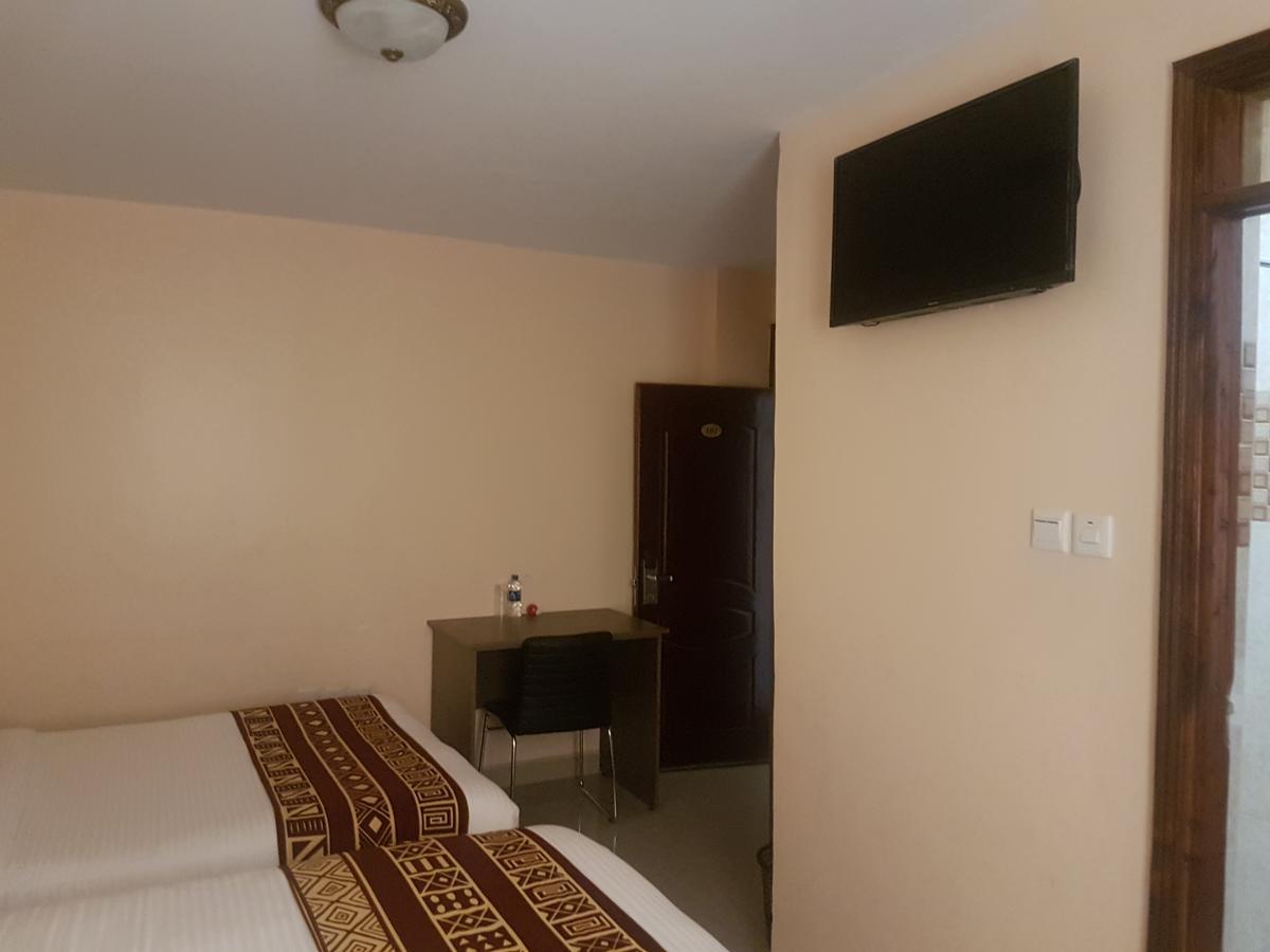 Mara Frontier Hotel Narok Екстериор снимка