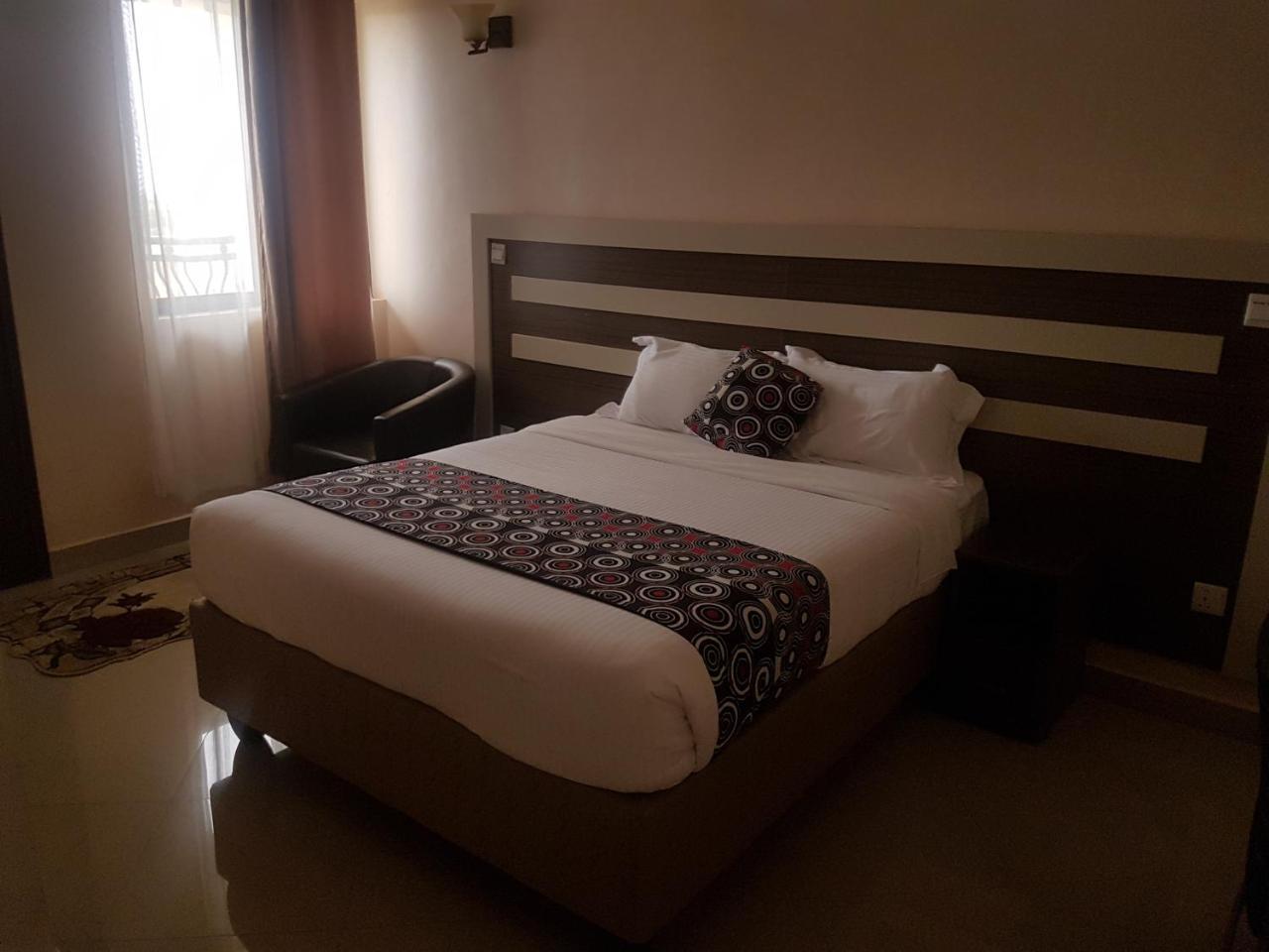 Mara Frontier Hotel Narok Екстериор снимка