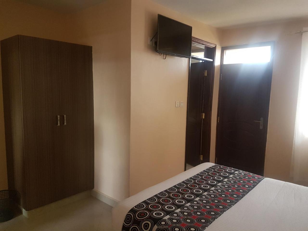 Mara Frontier Hotel Narok Екстериор снимка